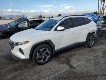  Salvage Hyundai TUCSON