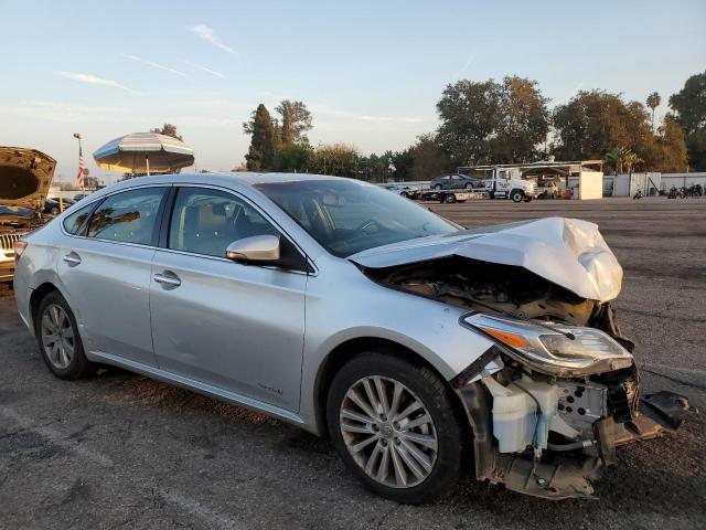 Toyota Avalon Hybrid Image 2