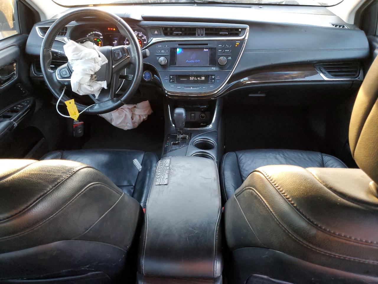 Toyota Avalon Hybrid Image 9