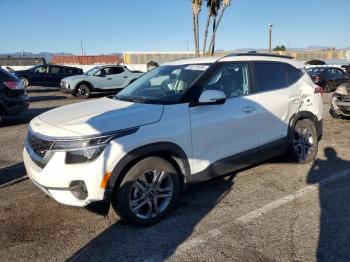  Salvage Kia Seltos