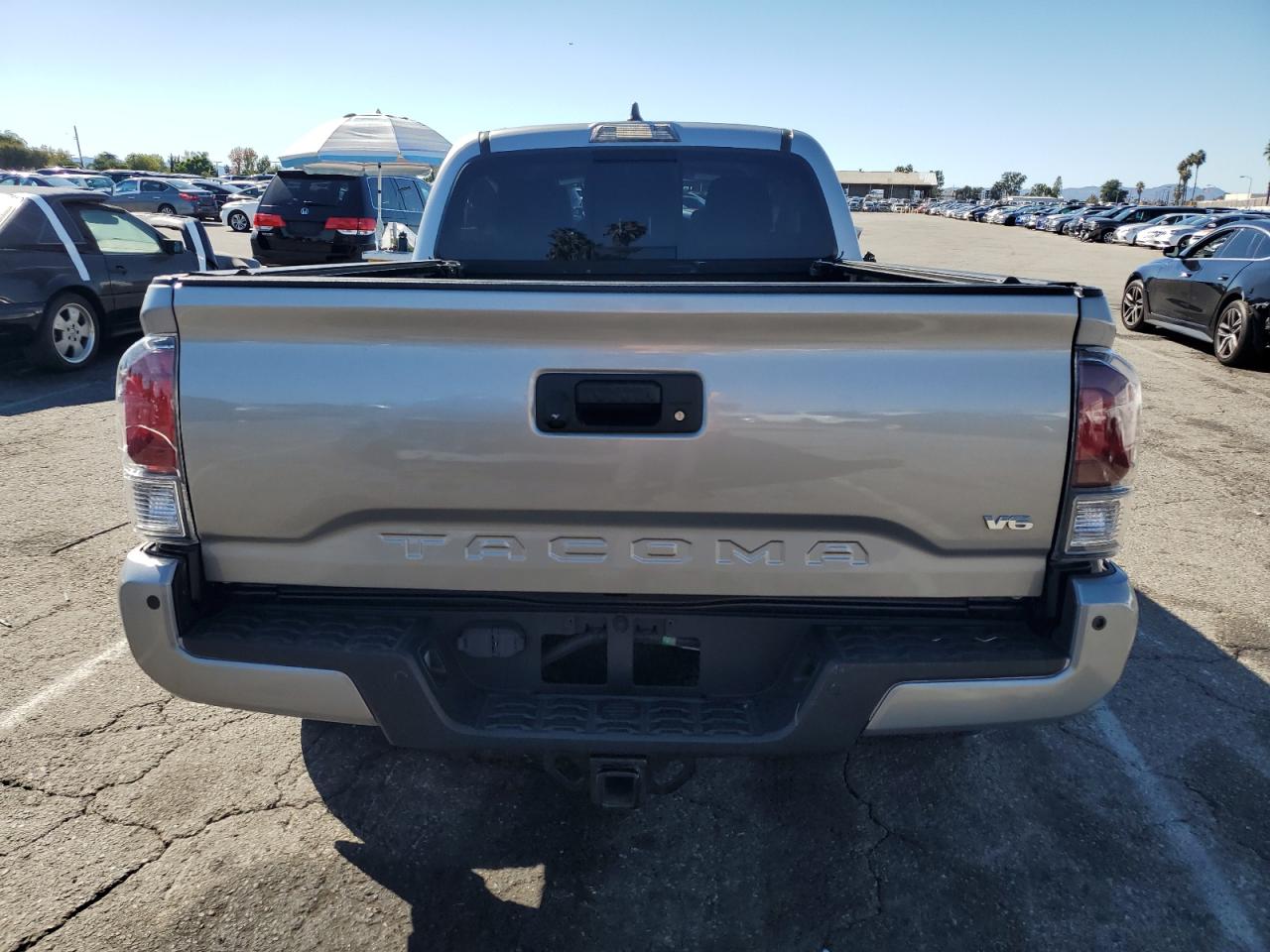 Toyota Tacoma Double Cab Image 5