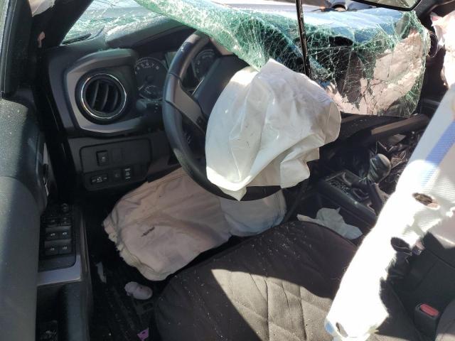 Toyota Tacoma Double Cab Image 11