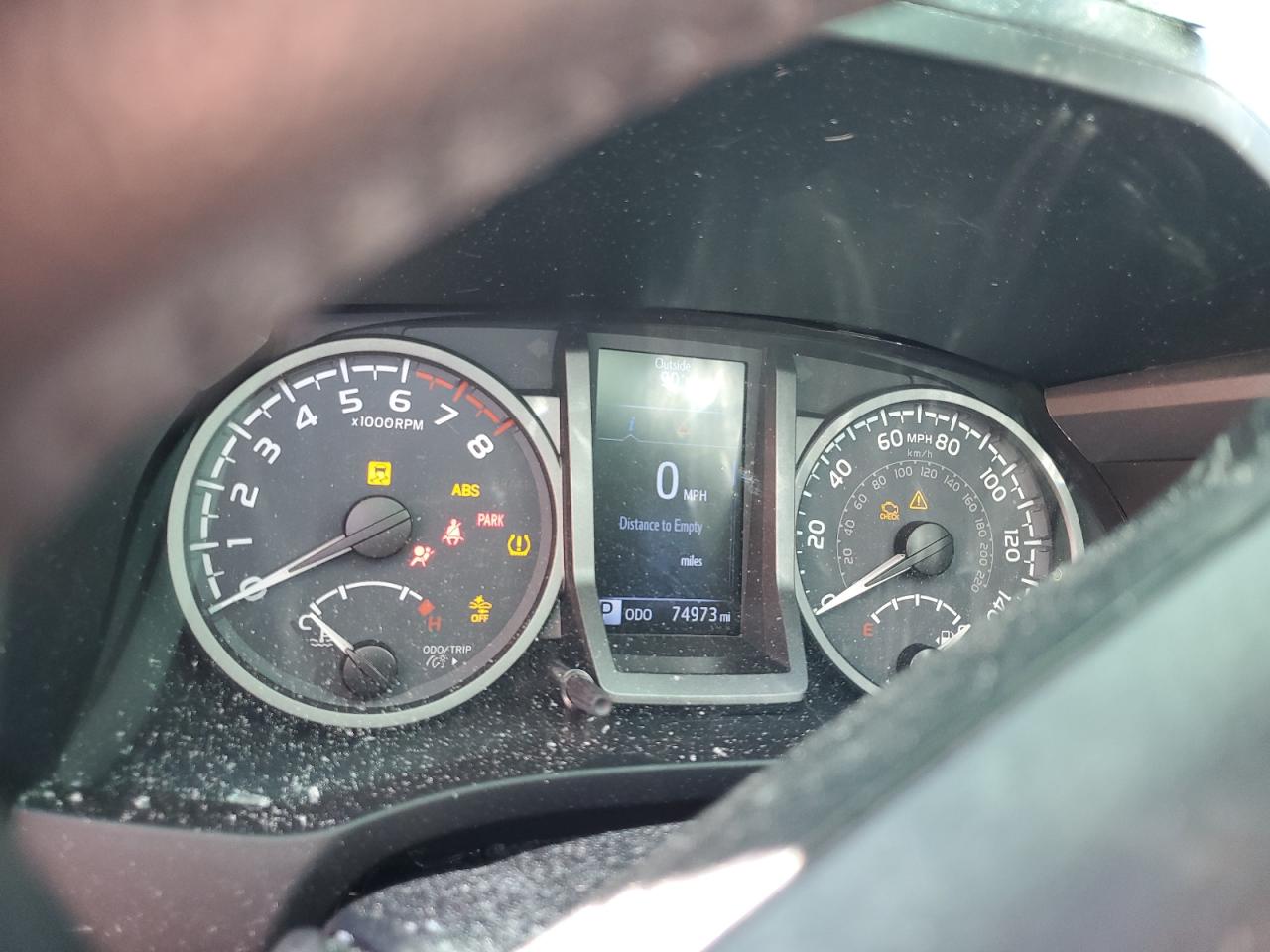 Toyota Tacoma Double Cab Image 4