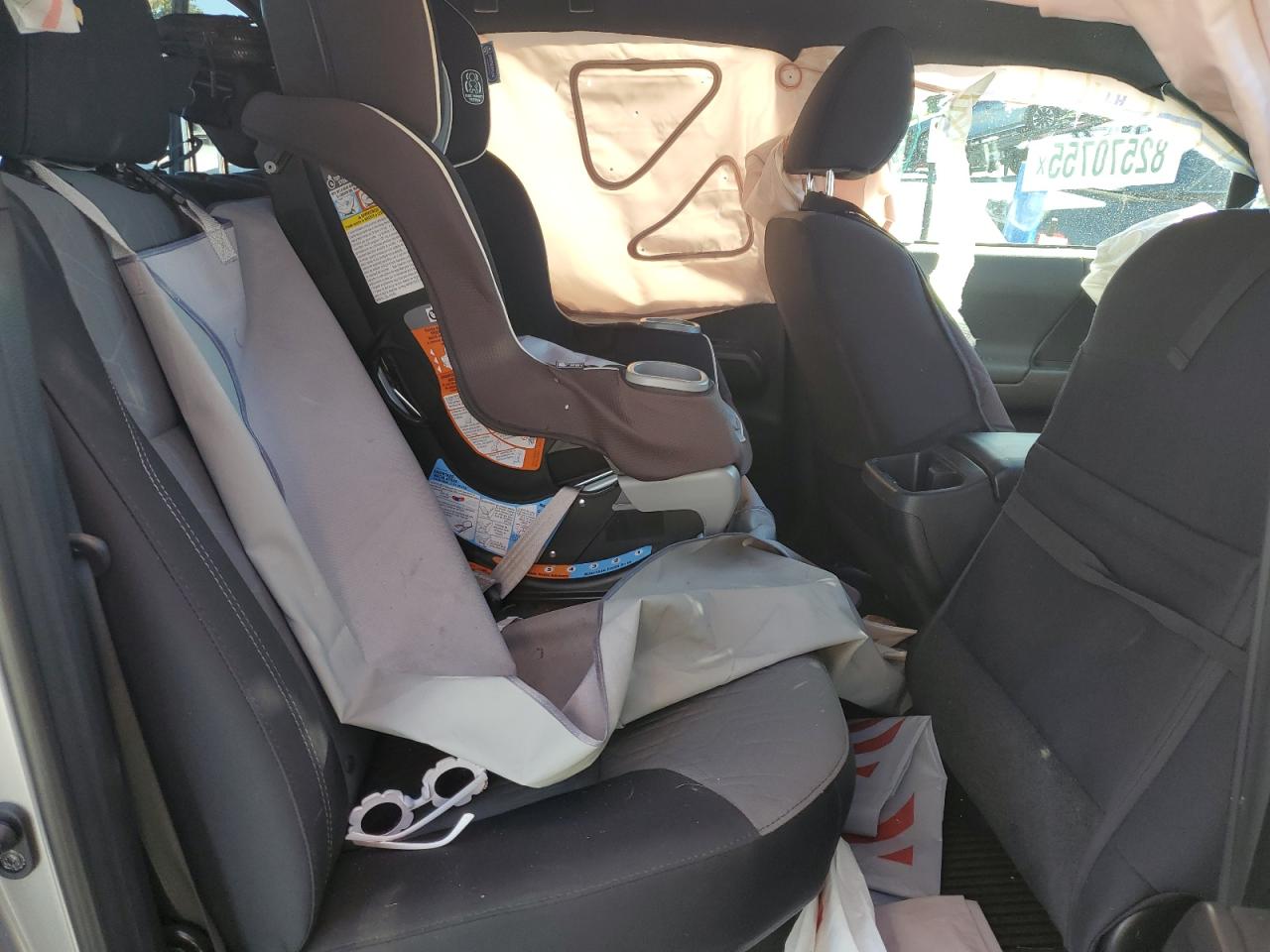 Toyota Tacoma Double Cab Image 6