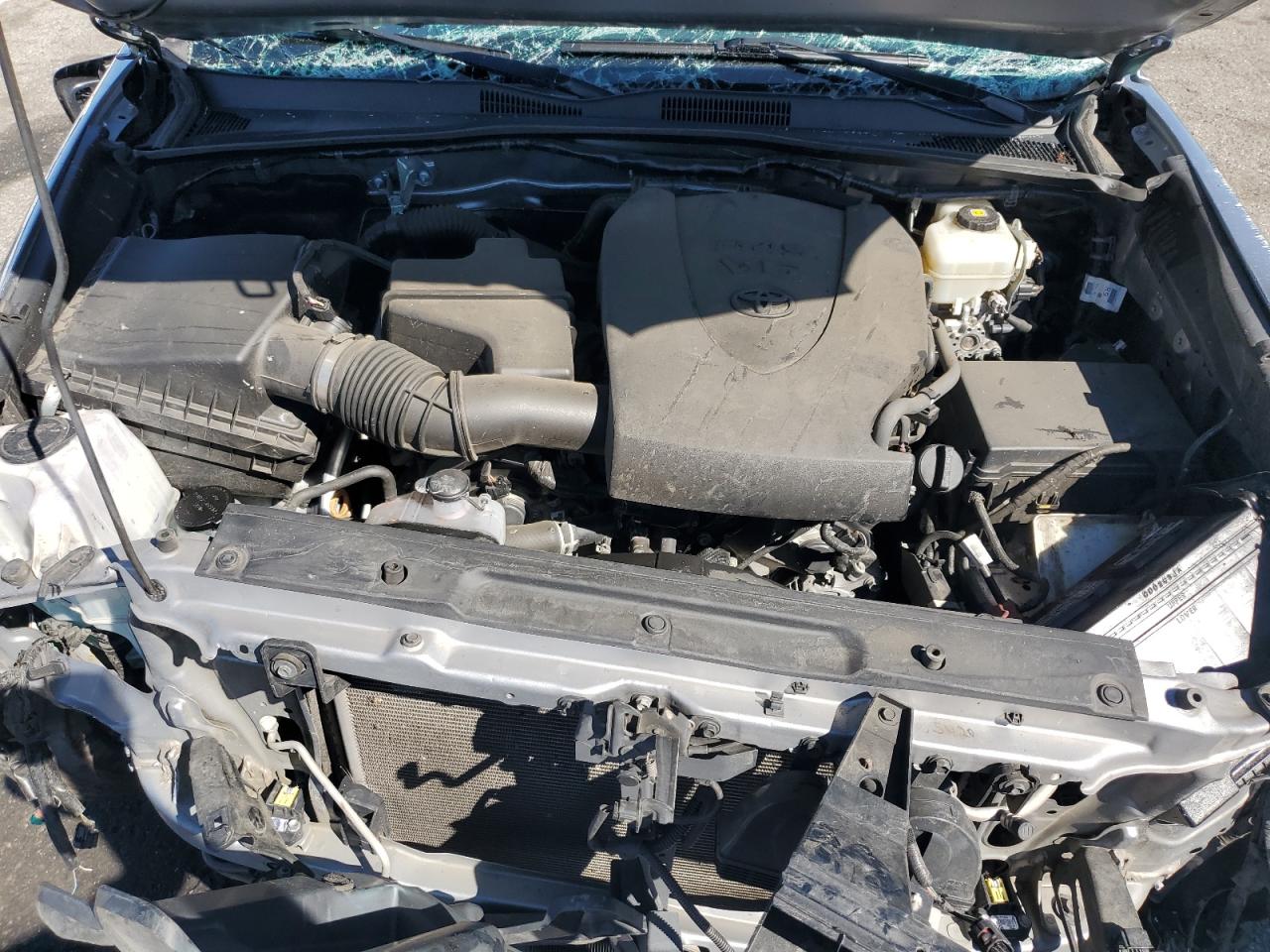 Toyota Tacoma Double Cab Image 9