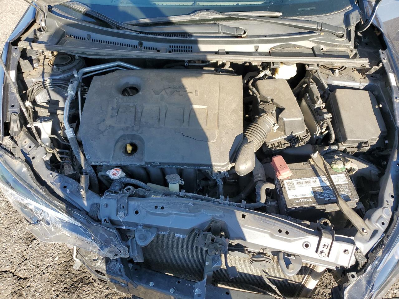 Toyota Corolla L Image 9