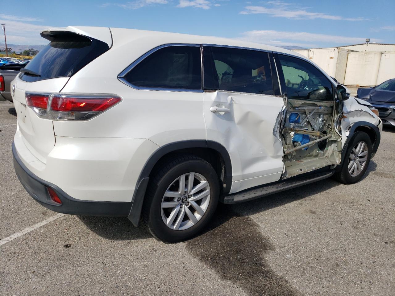 Toyota Highlander Le Image 13