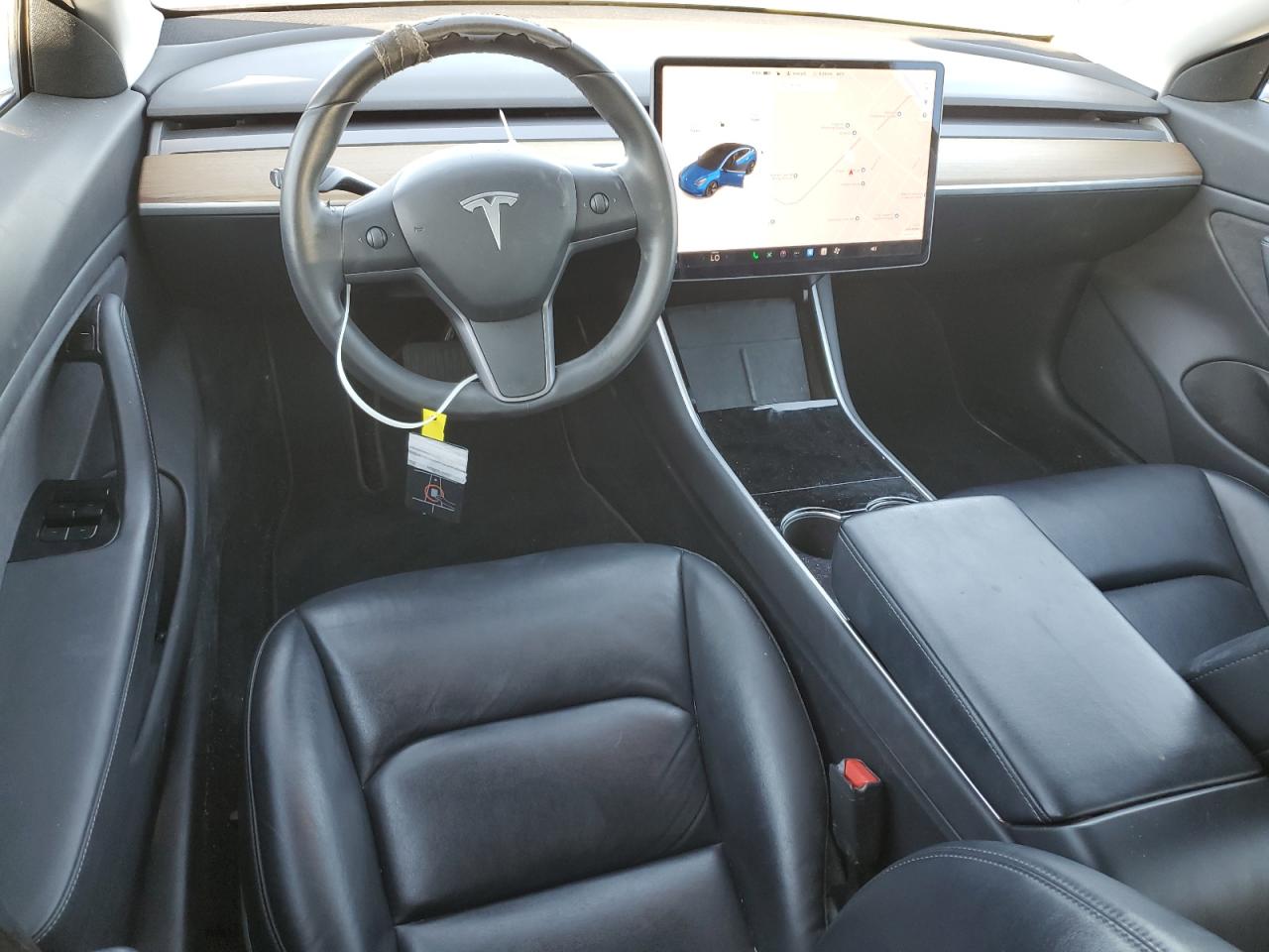 Tesla Model 3 Image 6