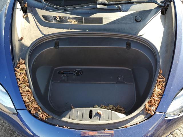 Tesla Model 3 Image 9