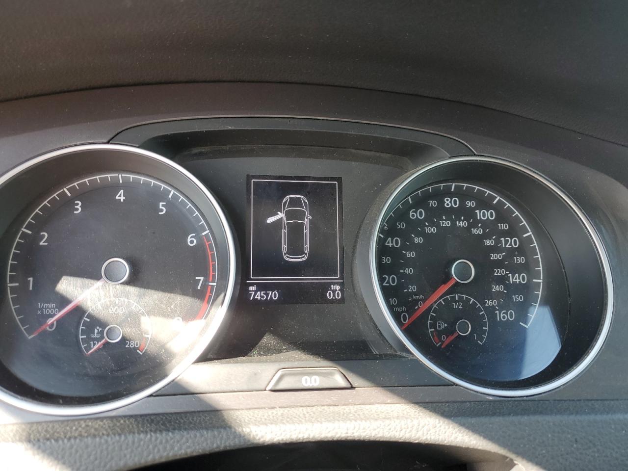 Volkswagen Golf S Image 2