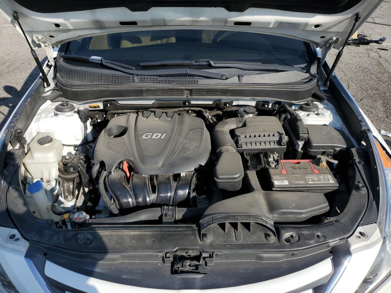 Hyundai SONATA Gls Image 9