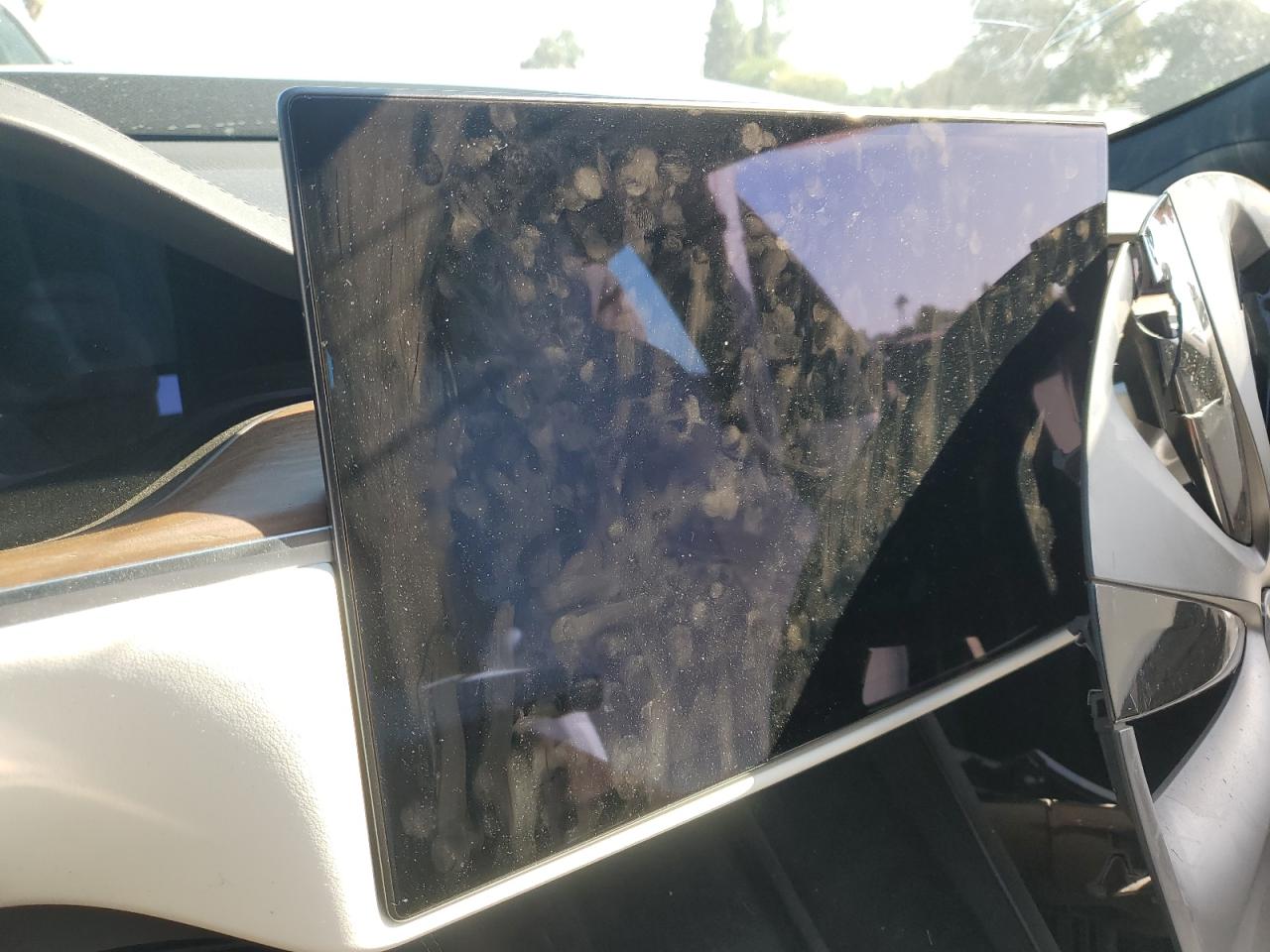 Tesla Model S Image 7