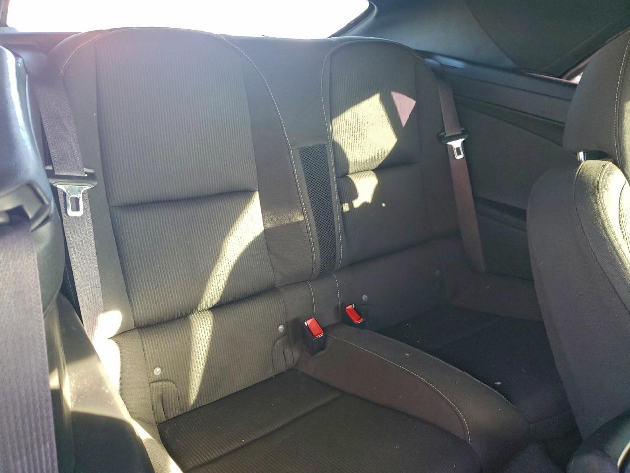 Chevrolet Camaro Lt Image 8