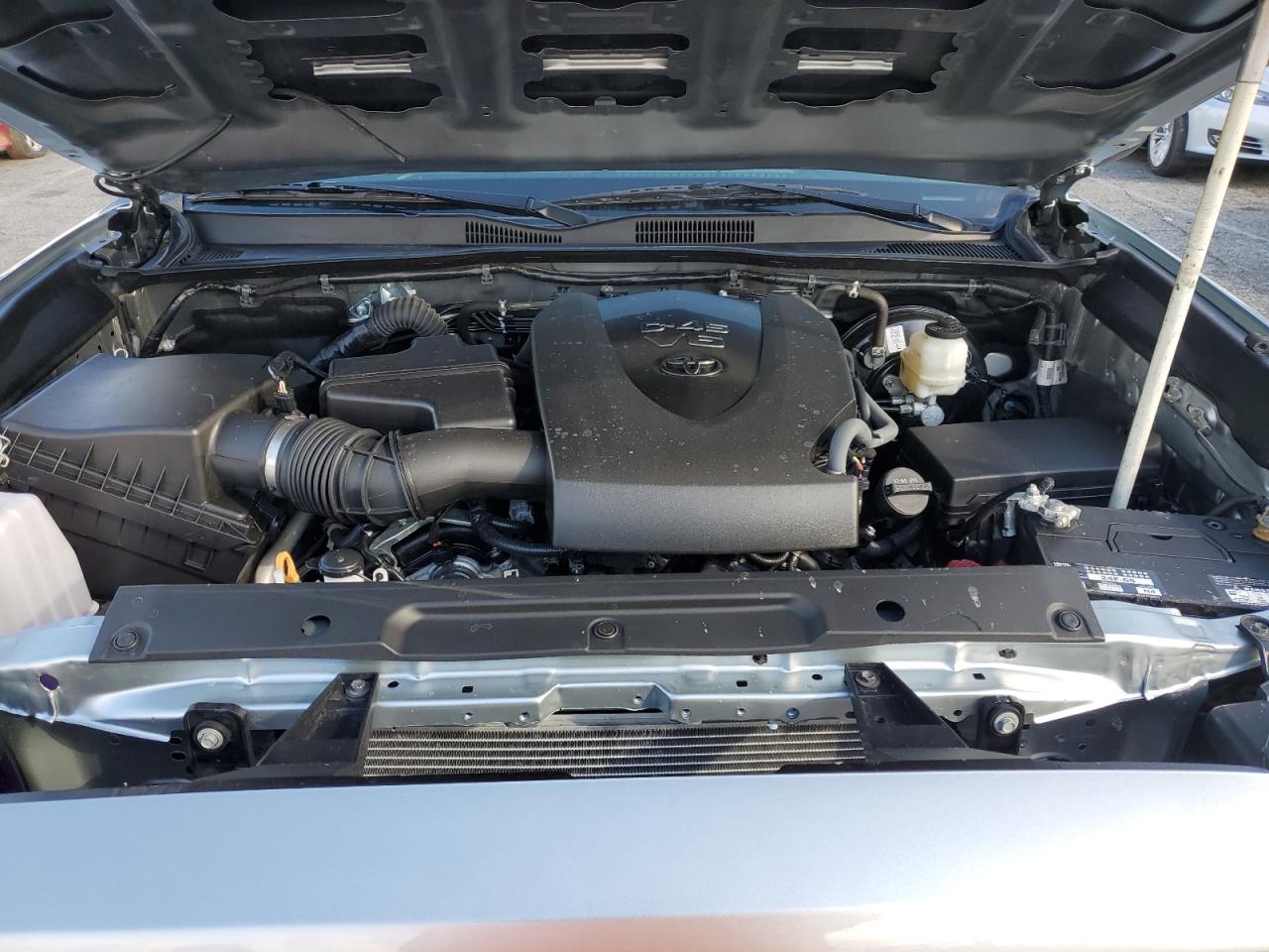 Toyota Tacoma Double Cab Image 6