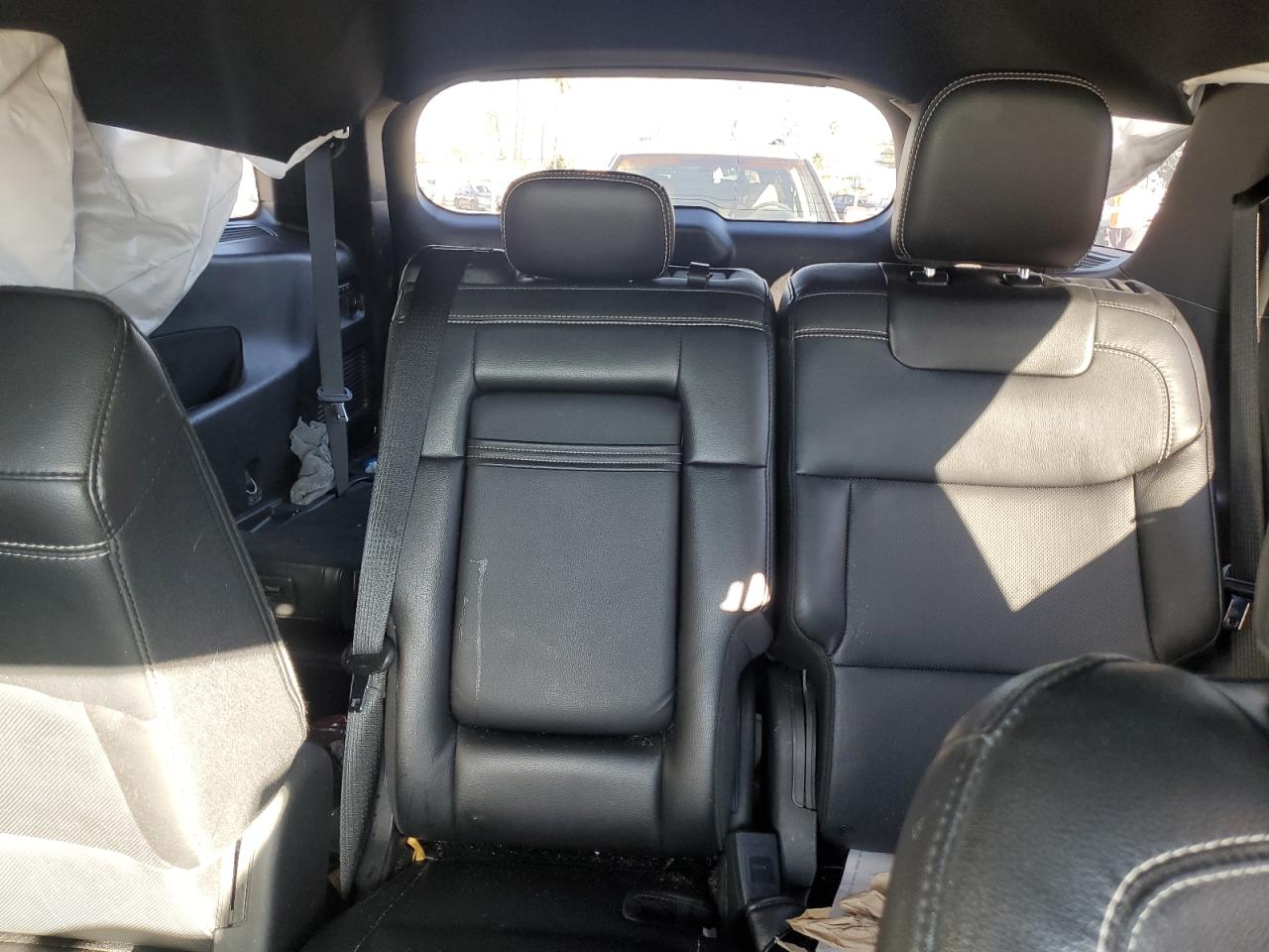 Ford Explorer St Image 13