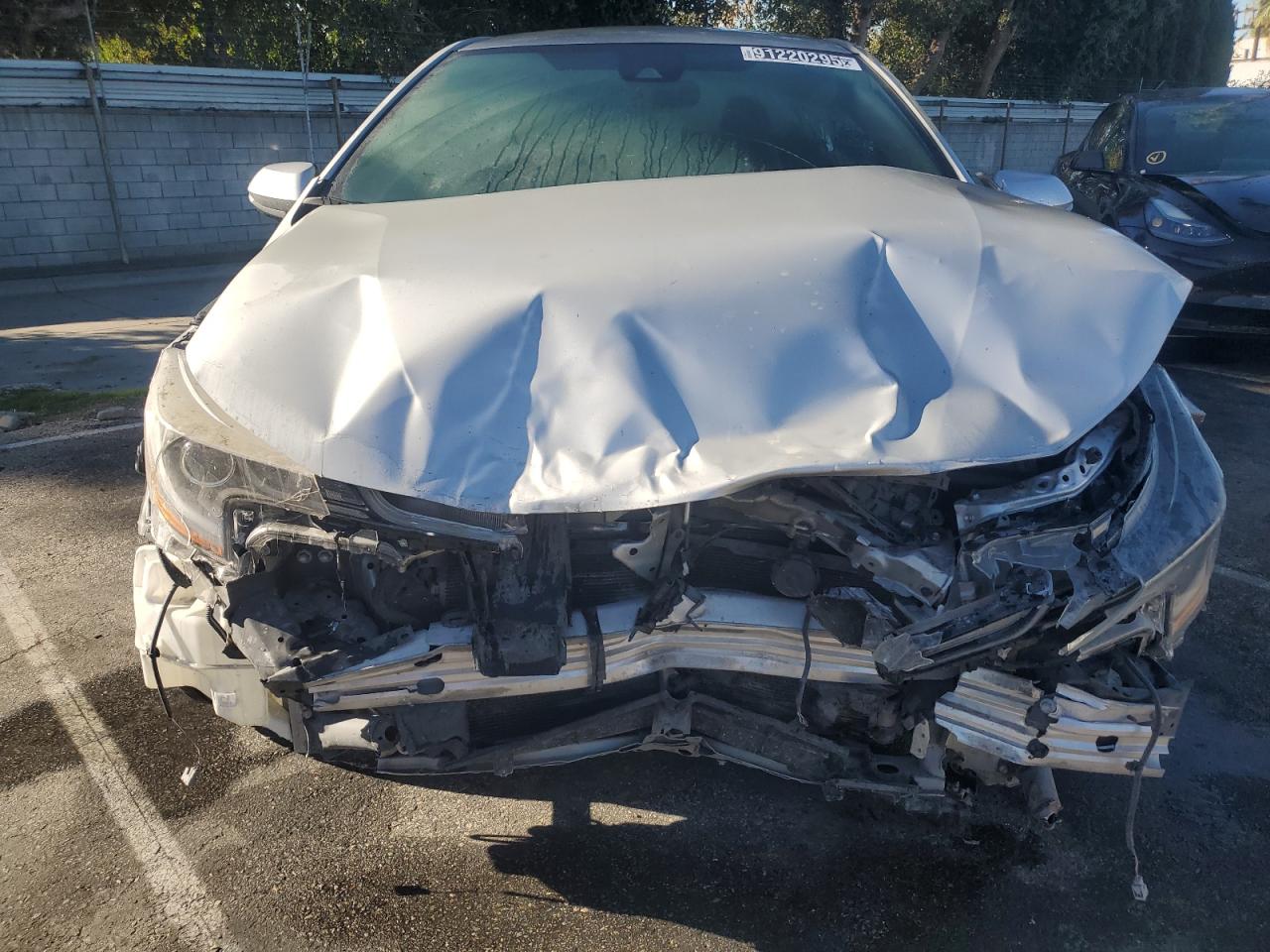 Toyota Corolla Se Image 10