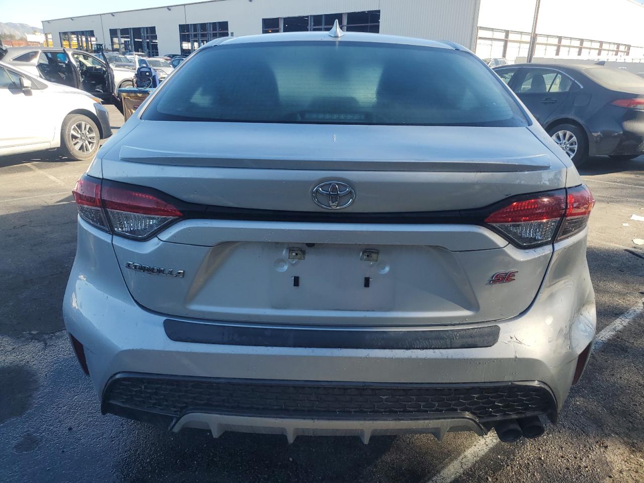 Toyota Corolla Se Image 5