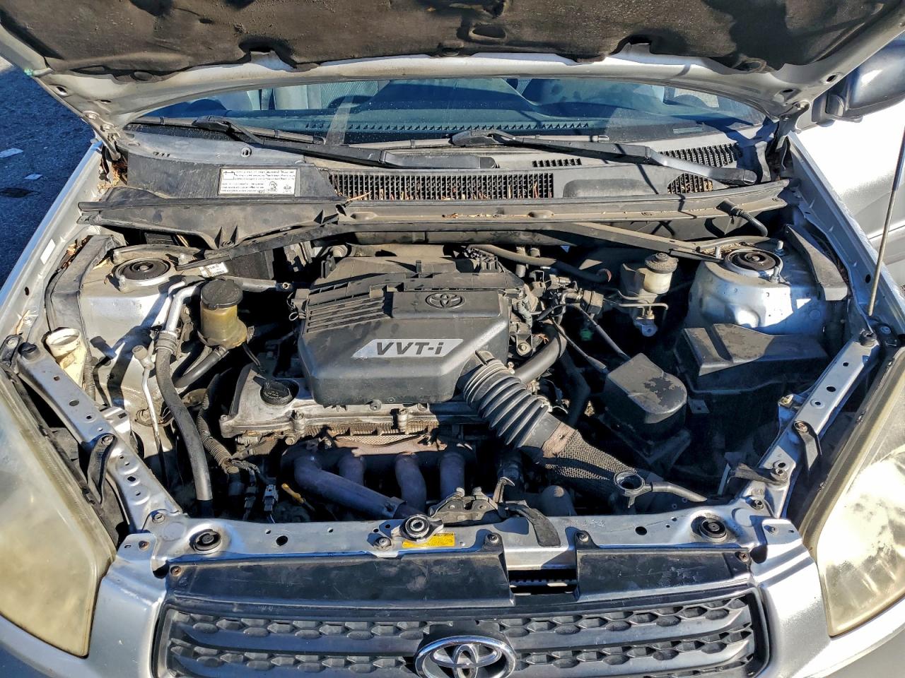 Toyota RAV4 Image 11