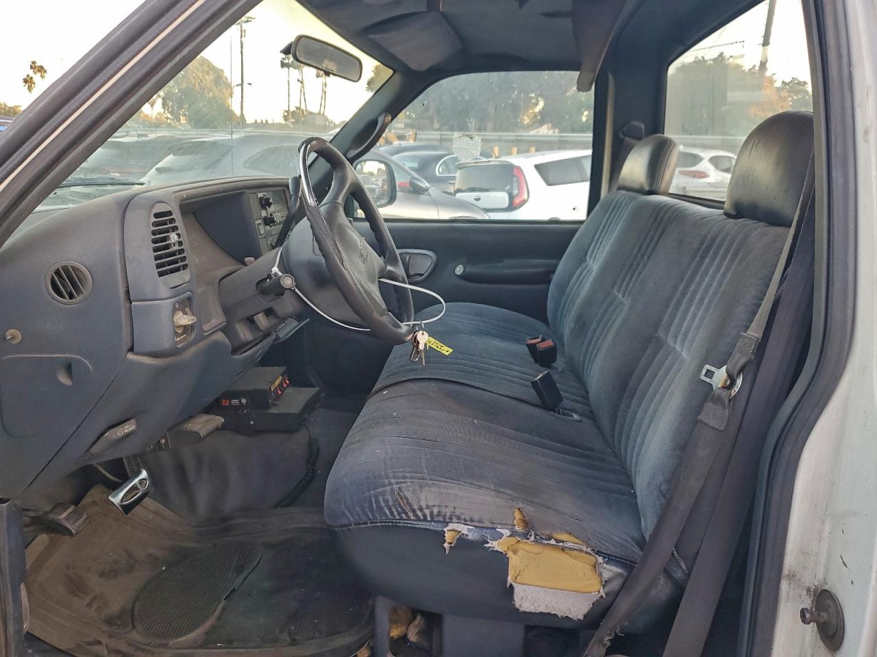 GMC Sierra C2500 Image 2