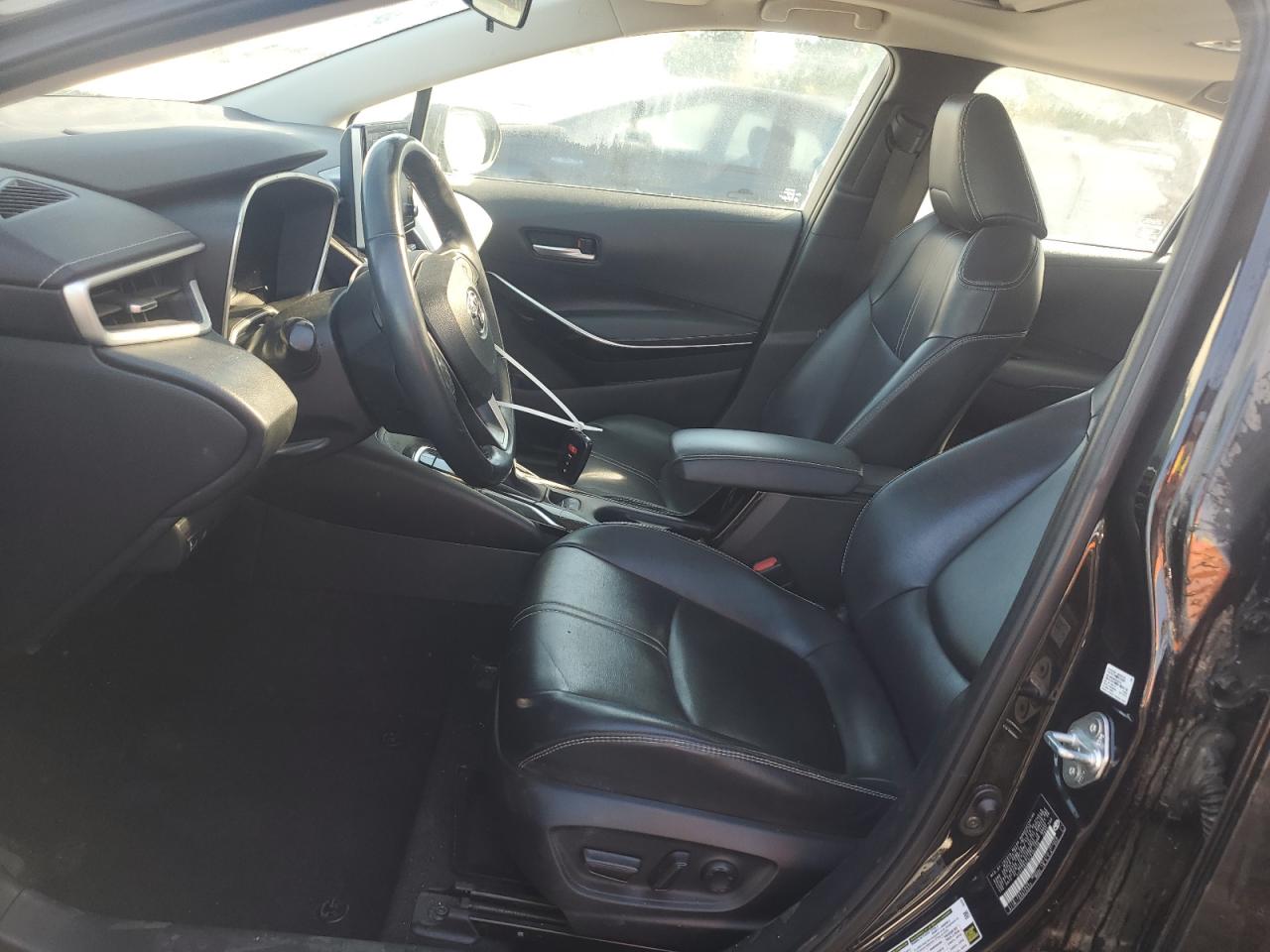 Toyota Corolla Xle Image 11