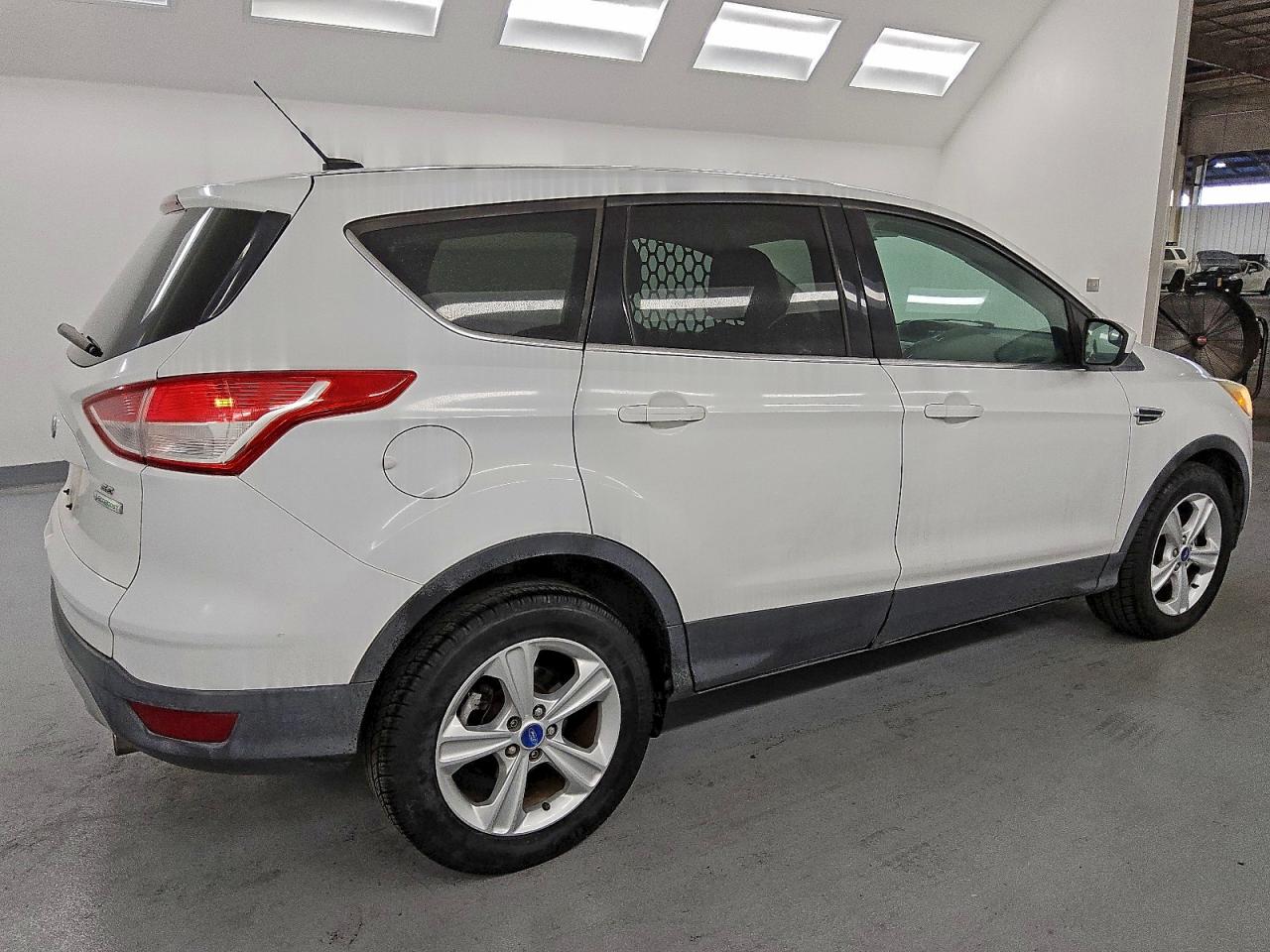Ford Escape Se Image 2