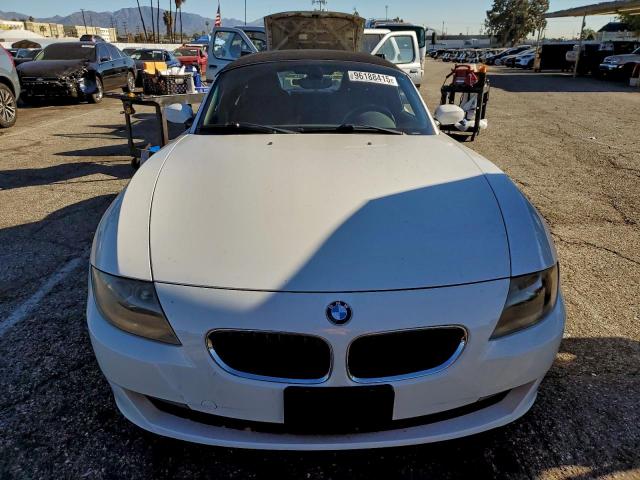 BMW Z Series 3.0 Image 5