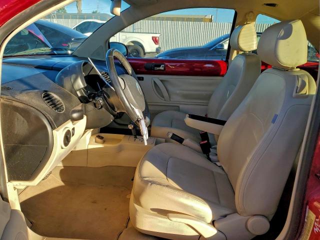 Volkswagen Beetle S Image 6