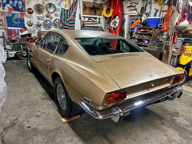  Salvage Aston Martin DBS