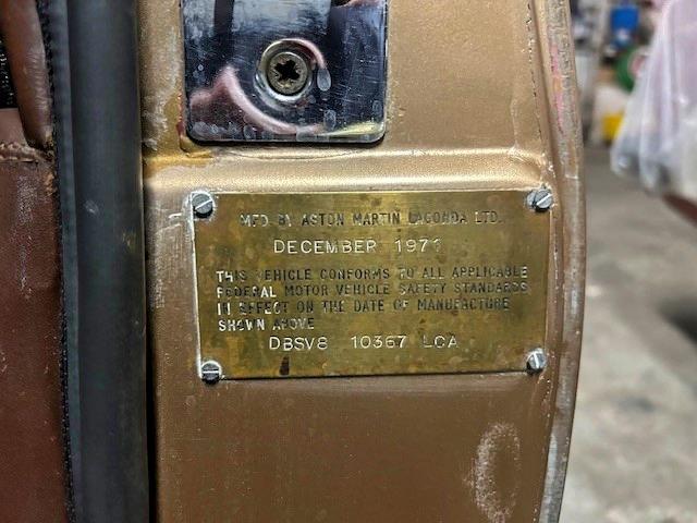 Aston Martin DBS Image 5