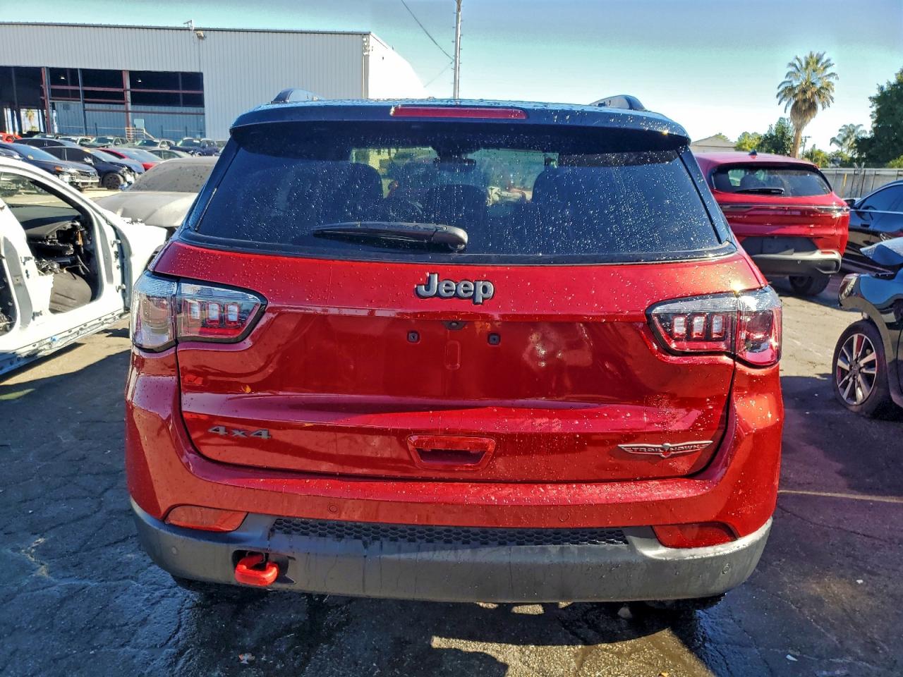 Jeep Compass Trailhawk Image 9