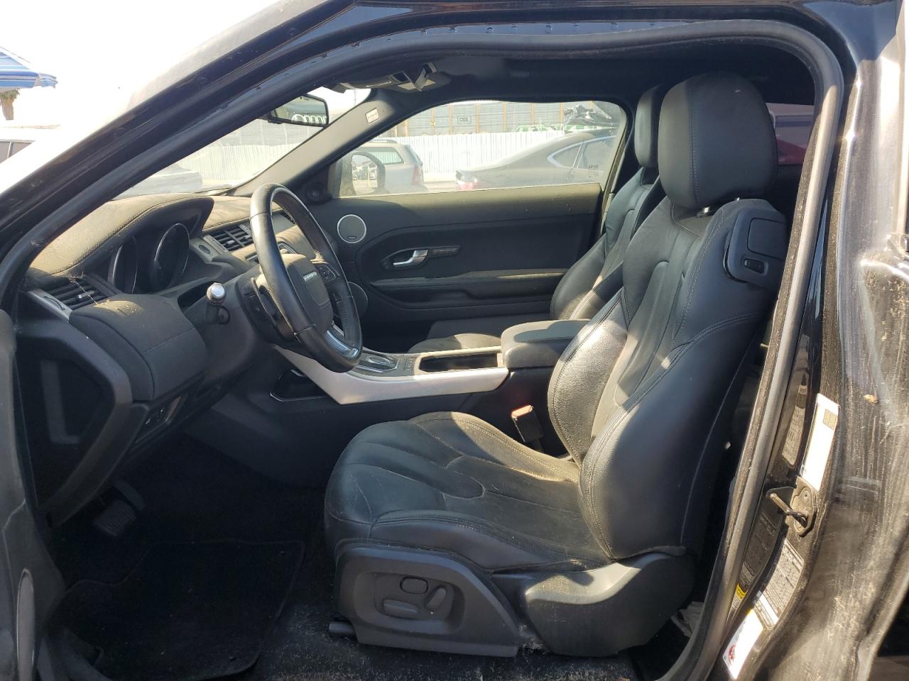 Land Rover Range Rover Pure Plus Image 10