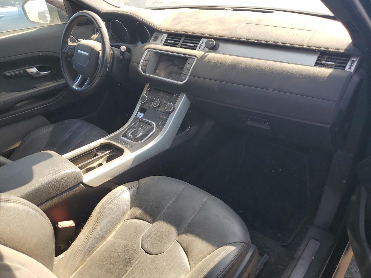 Land Rover Range Rover Pure Plus Image 6