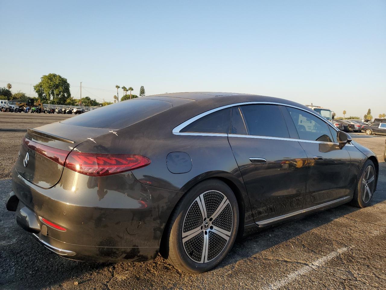 Mercedes-Benz EQS 450+ Image 4