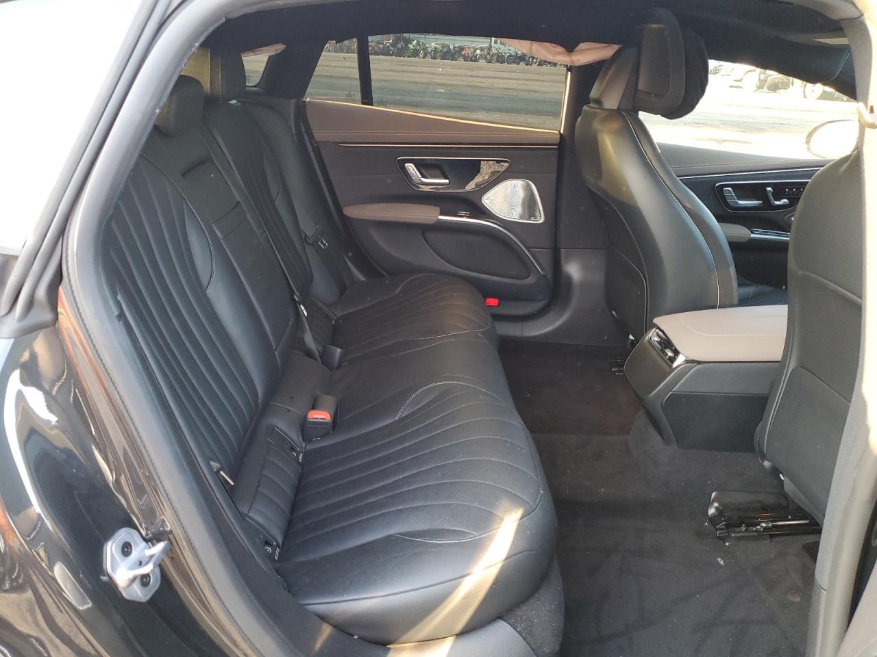 Mercedes-Benz EQS 450+ Image 2