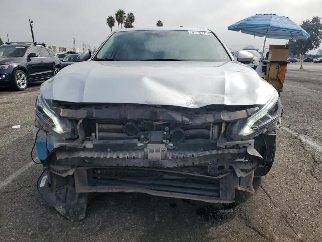 Nissan Altima Sv Image 5