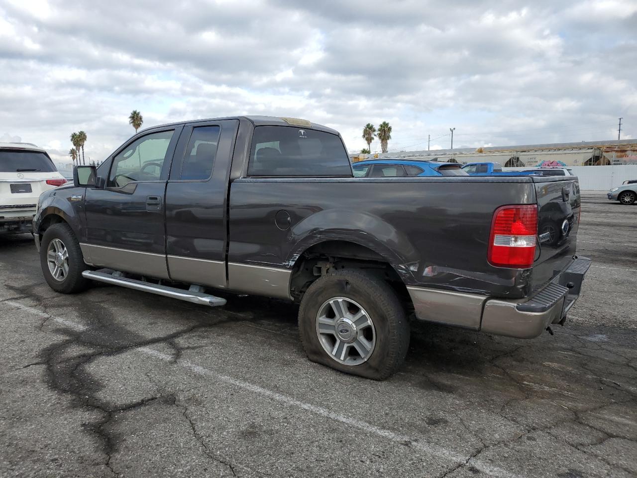 Ford F-150 Image 2