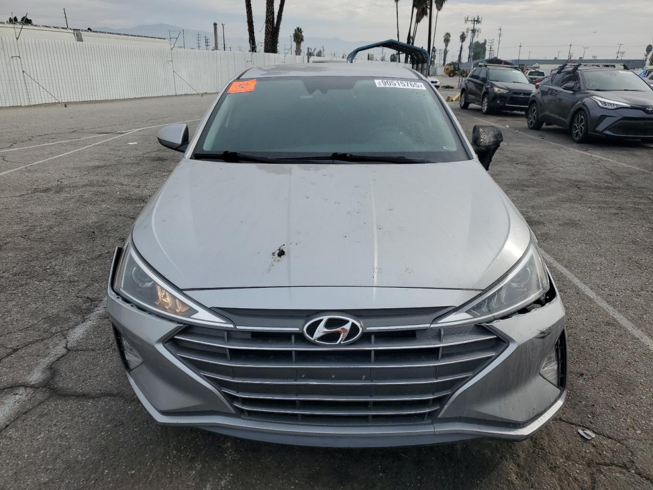 Hyundai ELANTRA Sel Image 10