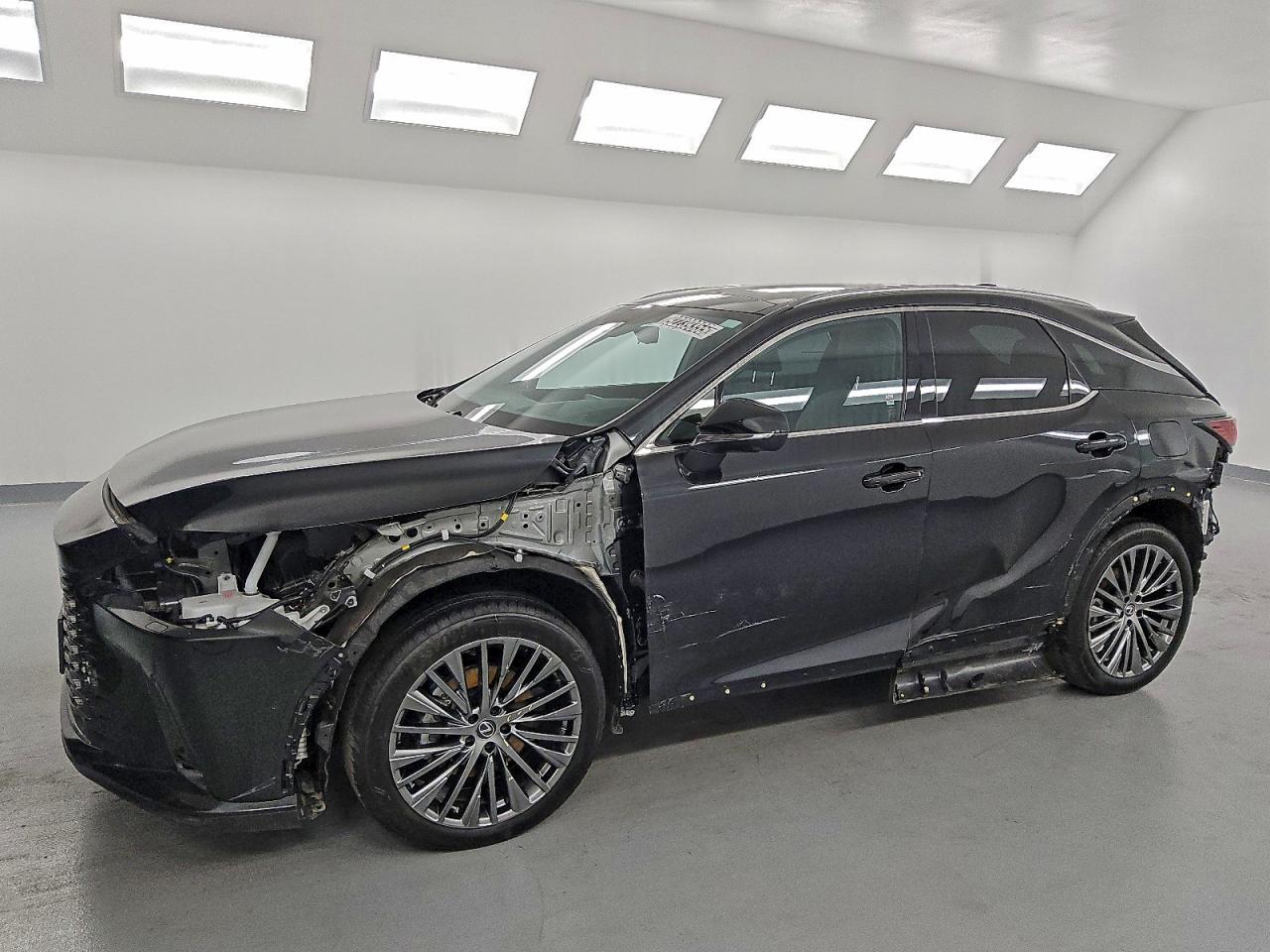 Lexus RX 450h+ Luxury Image 1