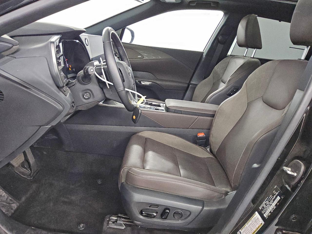 Lexus RX 450h+ Luxury Image 4