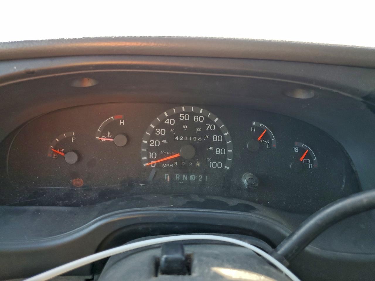 Ford E-350 E350 Super Duty Van Image 6