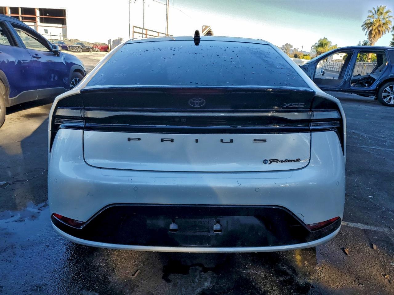 Toyota Prius Se Image 5