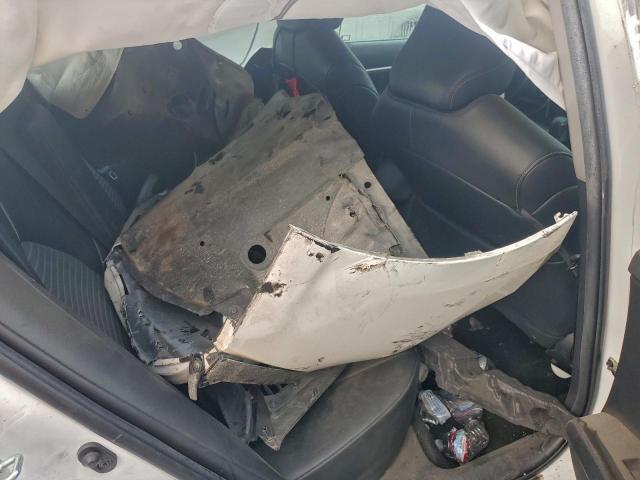 Toyota Camry Se Image 11