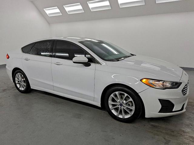 Ford Fusion Se Image 6