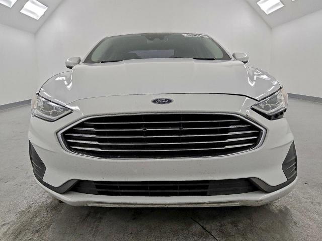 Ford Fusion Se Image 11