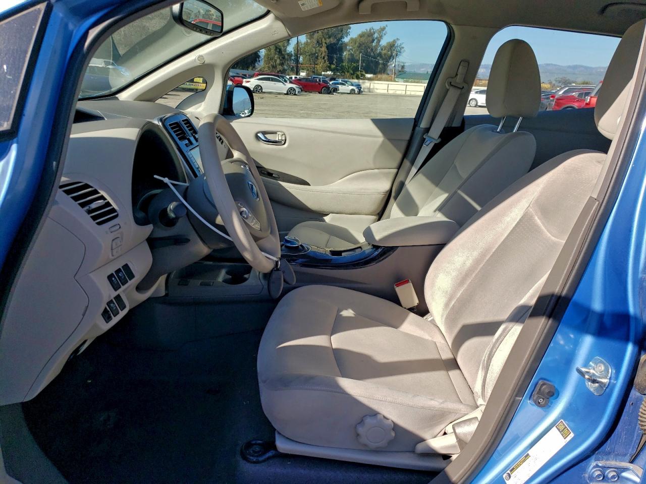 Nissan LEAF Sv Image 7