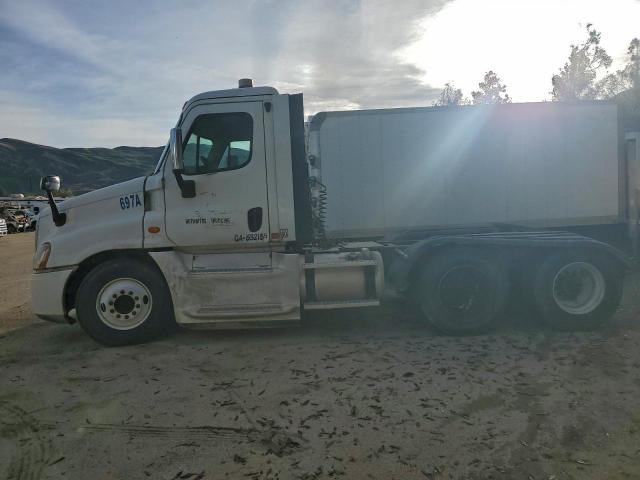 Freightliner Cascadia 1 Image 8