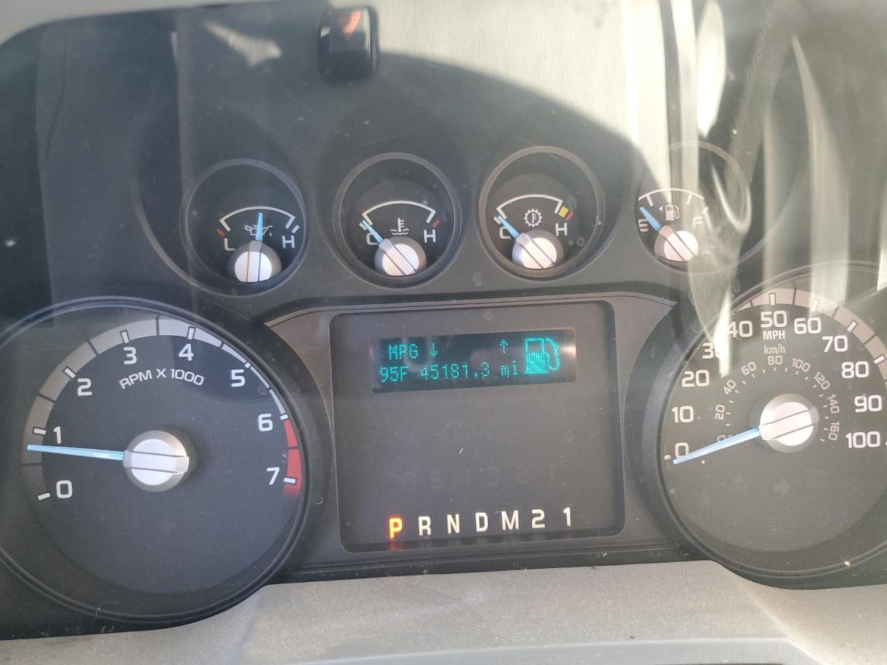 Ford F-250 Super Duty Image 2