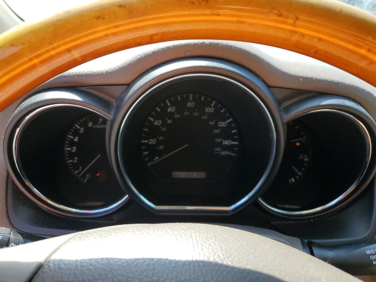 Lexus RX 330 Image 11