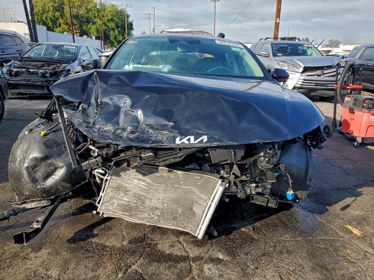 Kia K4 Lx Lx Image 8