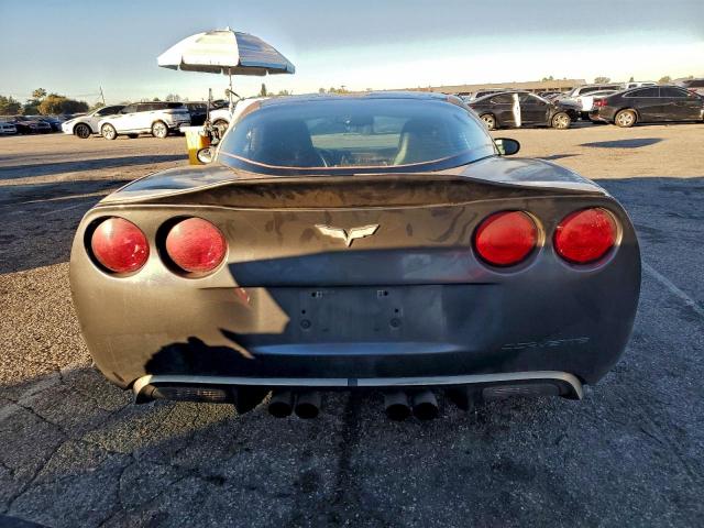 Chevrolet Corvette Image 6